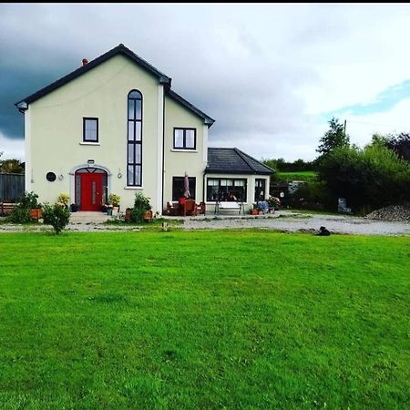 Shadowvale E34X773 Tipperary Exterior foto